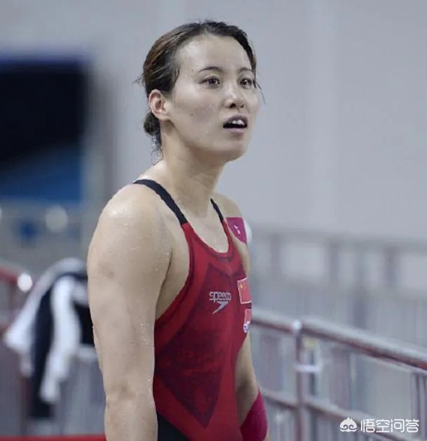 昔日的“洪荒少女”傅园慧现在做什么?还在做游泳运动员吗?