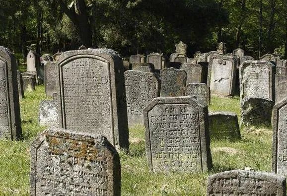 投资墓地犯法吗? 为什么