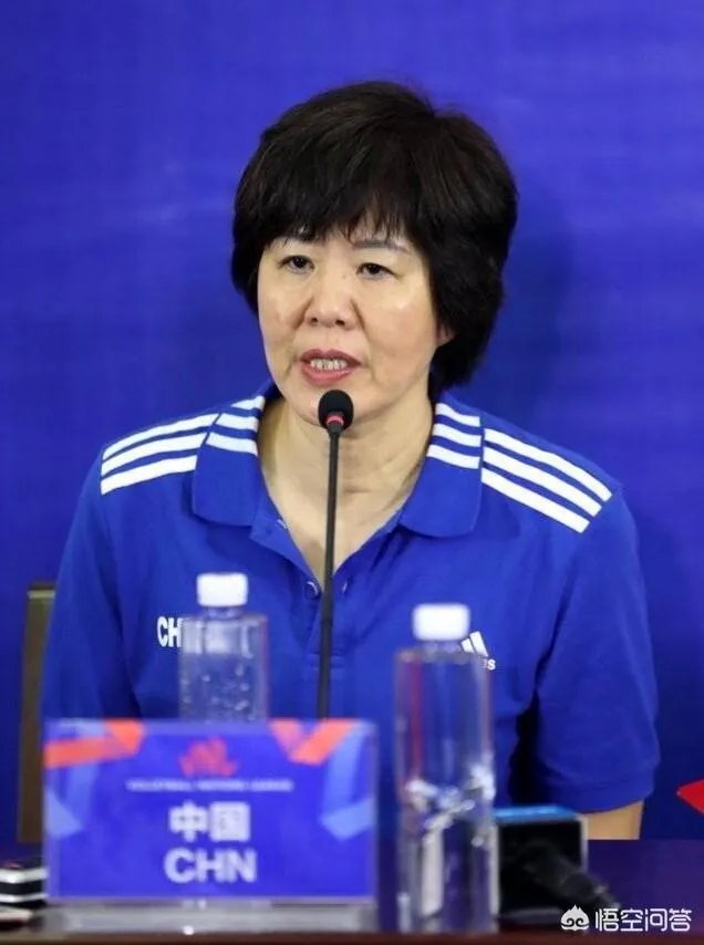 2018排超联赛颁奖典礼，中国女排主帅郎平为什么不参加？