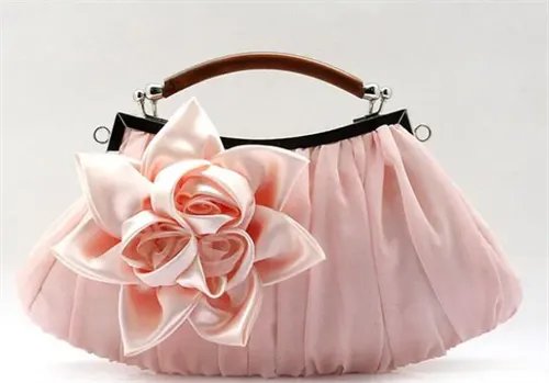 旧的蚕丝被怎么处理