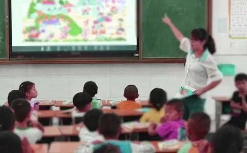 《给予树》教学反思