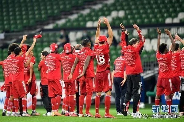 如何看待拜仁夺得德甲八连冠的成就？