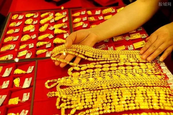 现在黄金首饰多少一克 今日黄金价格一览
