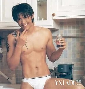 泰国男模Nicky性感赤裸写真泰国男模Ncky个人资料