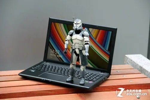 GTX860M独显配固态 机械革命MR X5评测