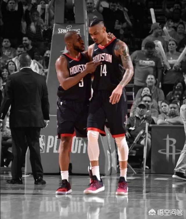 周琦职业生涯第一场季后赛得到2分1篮板怎么评价？