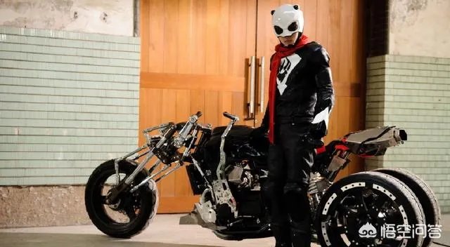 周星驰和周杰伦谁的成就高