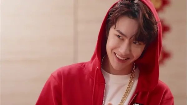 王一博受伤做核磁共振,他的伤势严重吗?