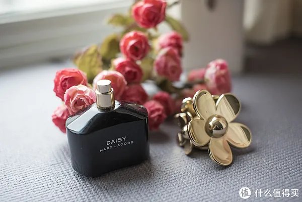 闻香识女人:翻一翻自家女王的小众香水