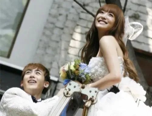 尼坤微博取消关注宋茜是怎么回事 尼坤宋茜811事件什么意思