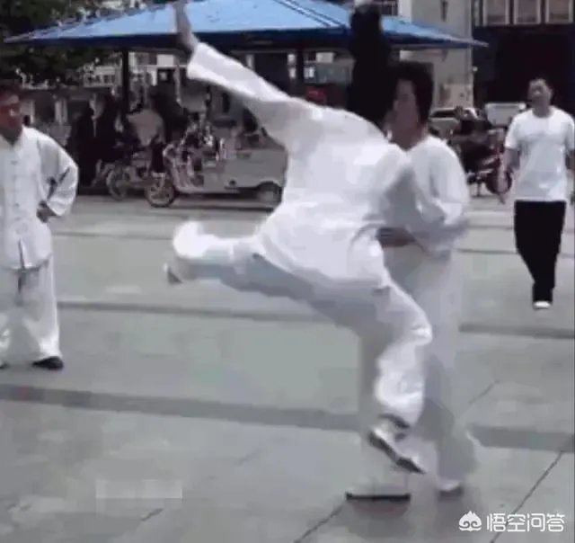 “武僧”一龙能打得过“太极宗师‘闫芳吗？