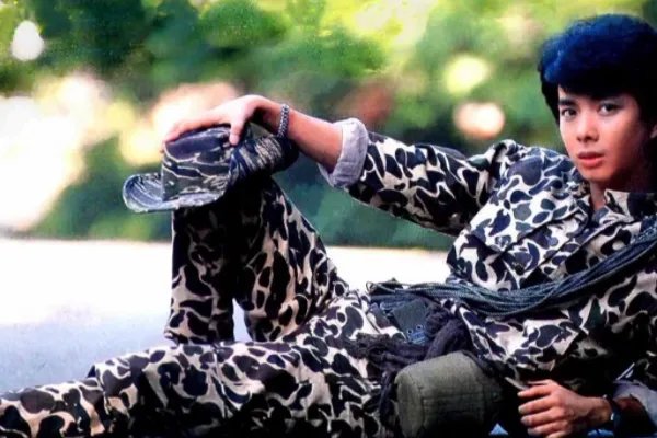 哦哦哦哦耶耶耶耶，有这句歌词的歌名是什么，急