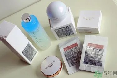 age20s粉底好还是赫拉气垫好?