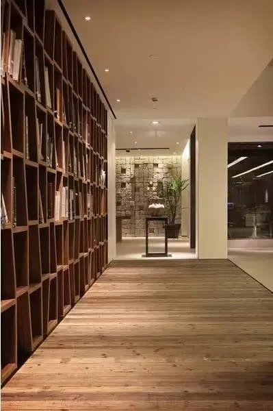 只有极简风才能hold住的豪品别墅,既美又有品!