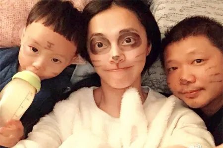 曹郁前妻黄子琪照片曝光 揭秘其离婚真实原因