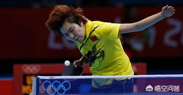 奥运冠军李晓霞为何如此之早就退役呢?