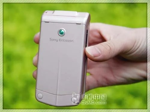 索尼爱立信时尚双雄W380/Z555对比评测