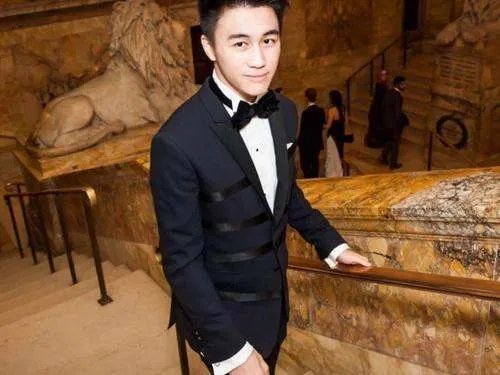 何猷君发2000多字泣血长文,到底都说了点儿啥,有无内涵?