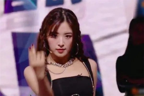 听到张含韵跳舞的杜华,瞬间爆粗口,是怎么回事?