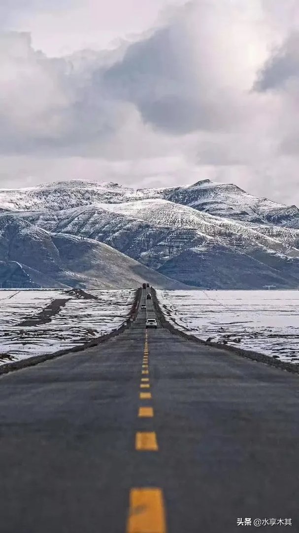 对于最近很火的凯迪拉克追高铁事件怎么看？