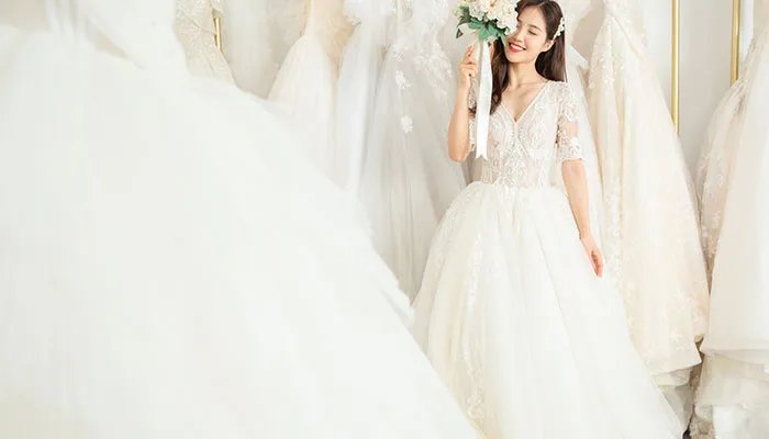 结婚穿婚纱还是秀禾服 结婚典礼穿秀禾服还是婚纱