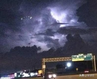 美国国内疫情泛滥,为何却公布UFO视频?