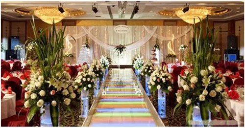 婚庆t台布置图片 如何布置婚礼t台