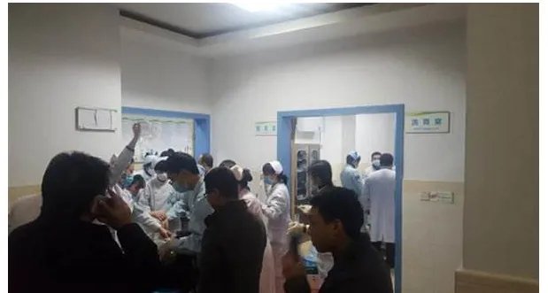 四川一酒楼发生疑似食物中毒事件多少人中毒了？