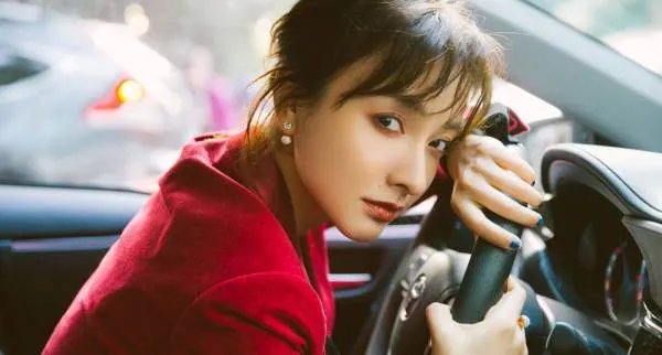 吴昕的副业女装吗？什么品牌吗？