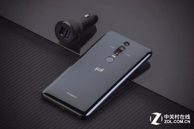 华为MateRS保时捷设计 这样才能