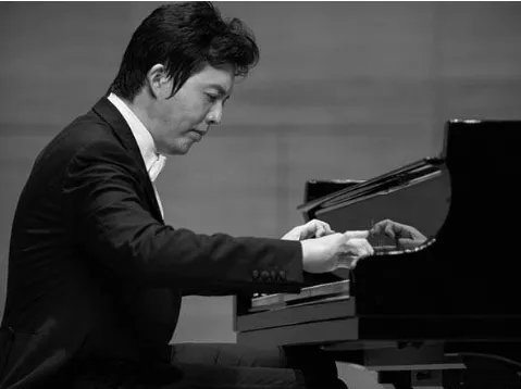 李云迪演出突发断电事故怎么回事？