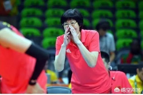 2018排超联赛颁奖典礼，中国女排主帅郎平为什么不参加？