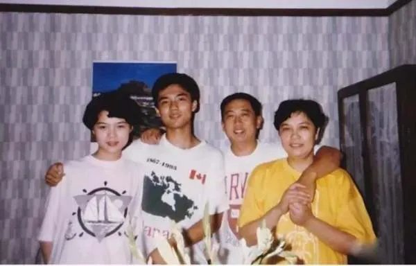 还记得最早的易趣网吗？邵亦波为爱卖掉3万亿事业，后悔了吗？现在如何了？