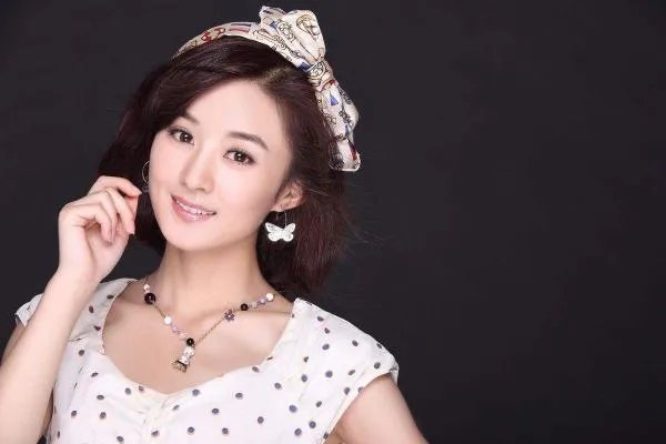 娱乐圈里的很多明星，到底有多么不容易呢？