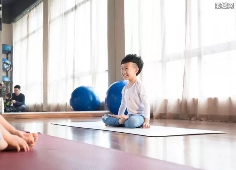 震惊全国 7岁男孩挣下十几万存款其职业你难以想象