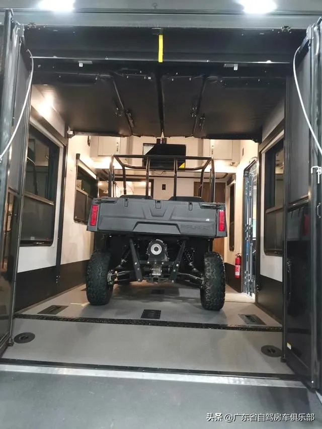 设计如下图片中所说的至简至小房车怎么样？国产它怎么样？