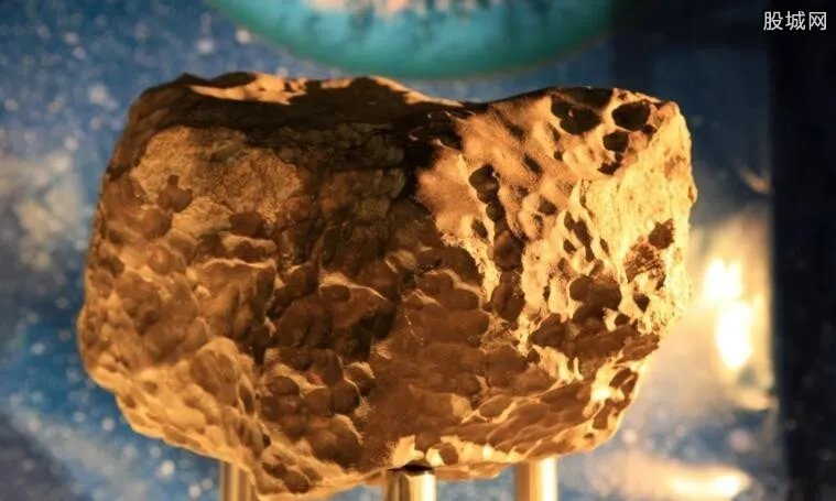 云南坠落陨石年龄 最贵的1块陨石卖到了16万