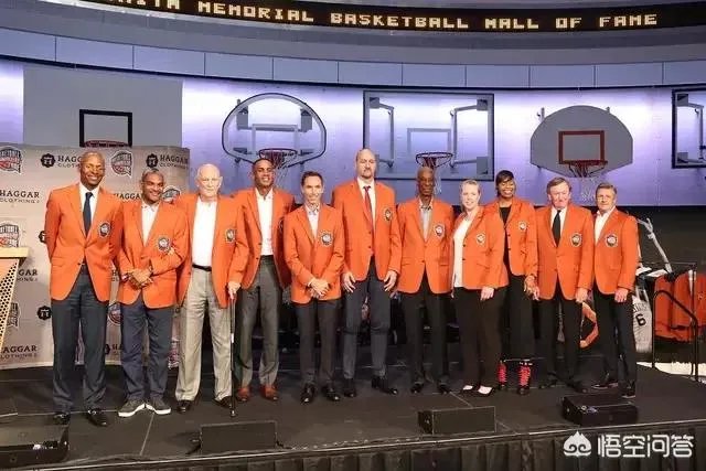 两届MVP得主纳什入选2018NBA名人堂,只有一个一阵的希尔为何也能跟着入选?你怎么看?