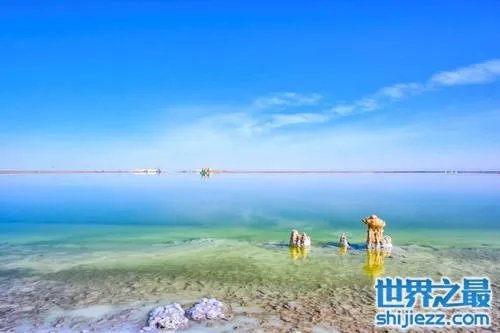 中国矿化度最严重的湖泊:察尔汉盐湖