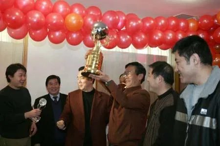 黄文冠的海外兵团