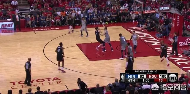 周琦职业生涯第一场季后赛得到2分1篮板怎么评价？