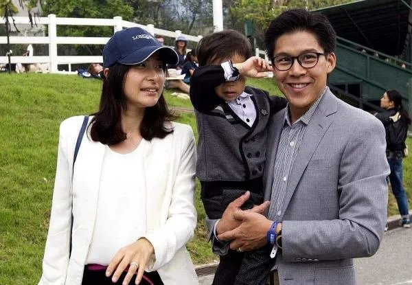 郭晶晶当年为什么嫁给霍启刚？