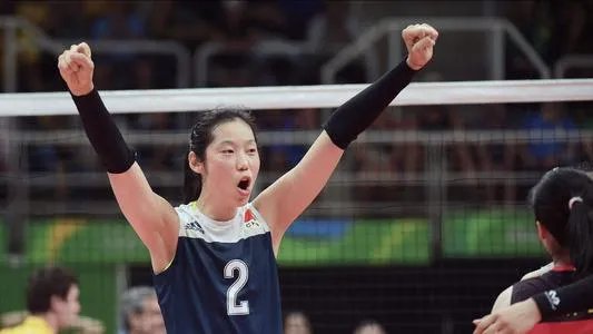 朱婷获全国先进工作者，为何网友说她是荣誉收割机？