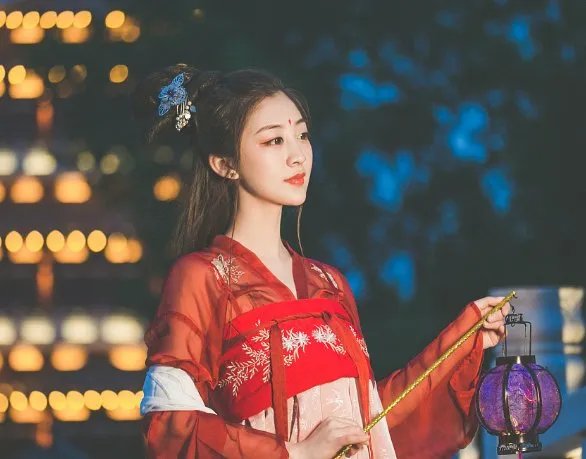 新人汉服照登记结婚被拒,官方是如何回应的?