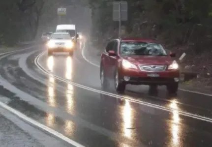 龟速行驶比超速行驶更可耻,你的看法是什么?