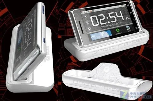 携限量版白色底座 Droid2再次嘲笑iPhone