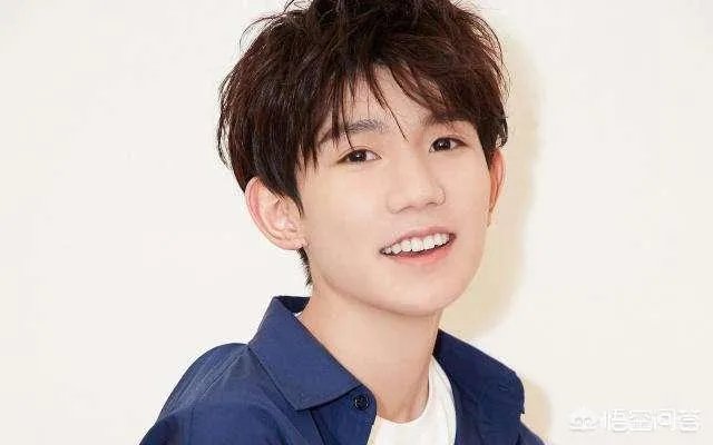 关晓彤王源两位童星成年之后经历了哪些惹争议的转变?