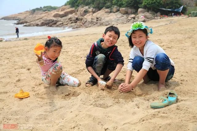 象山松兰山沙滩在哪？