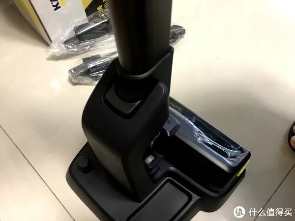 无线吸尘器入门好选择 500块买个德国的吸尘器的优缺点 KARCHER