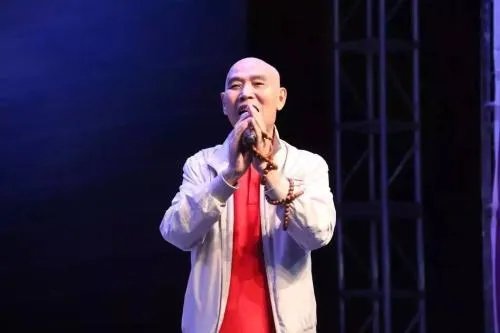 为什么李伯清不能像郭德纲周立波一样红遍大江南北？